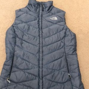 Women’s blue Northface puffer Vest size XS